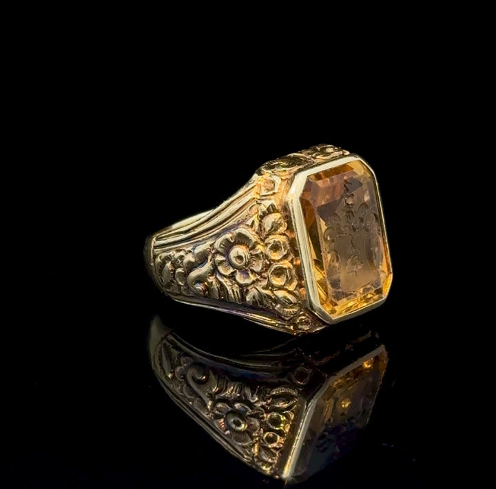 Antique Carved Citrine,18k Gold Ring