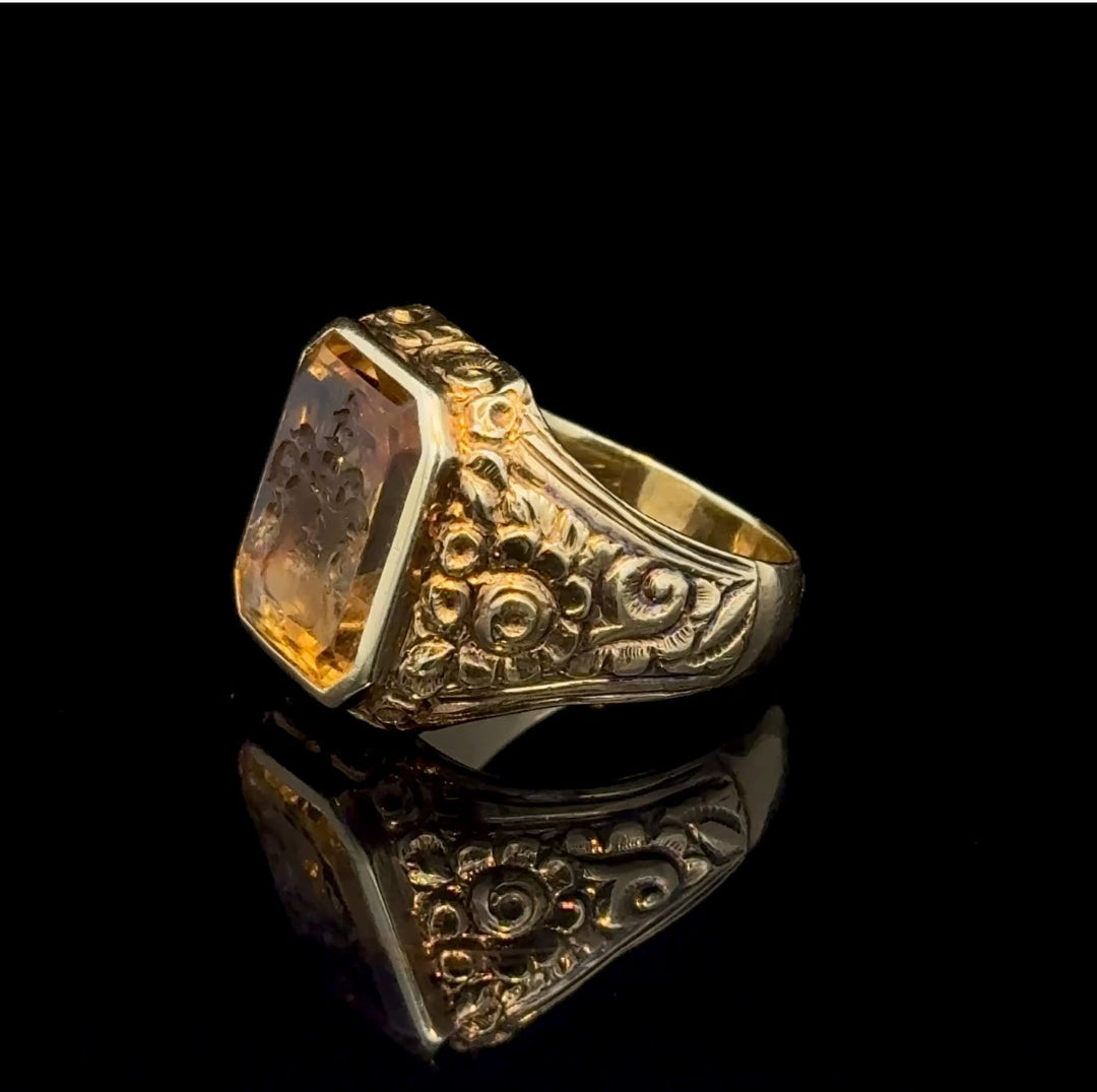 Antique Carved Citrine,18k Gold Ring