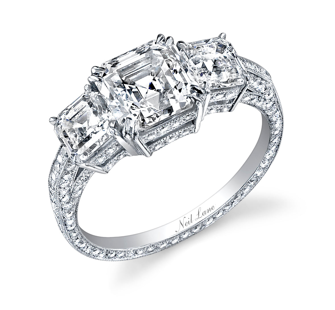 Three fashion diamond ring