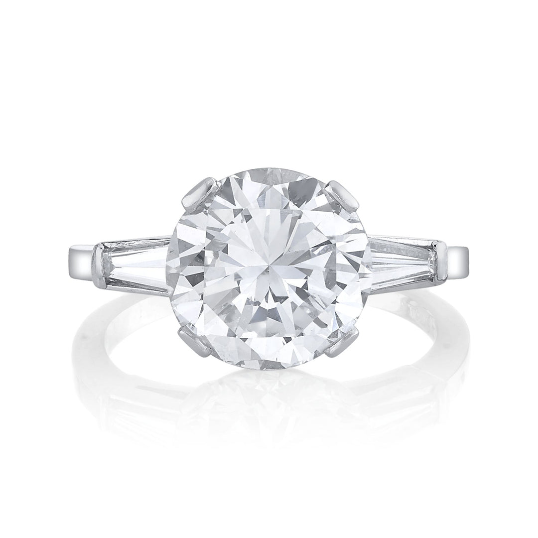 "Round Brilliant" Diamond, Platinum Ring